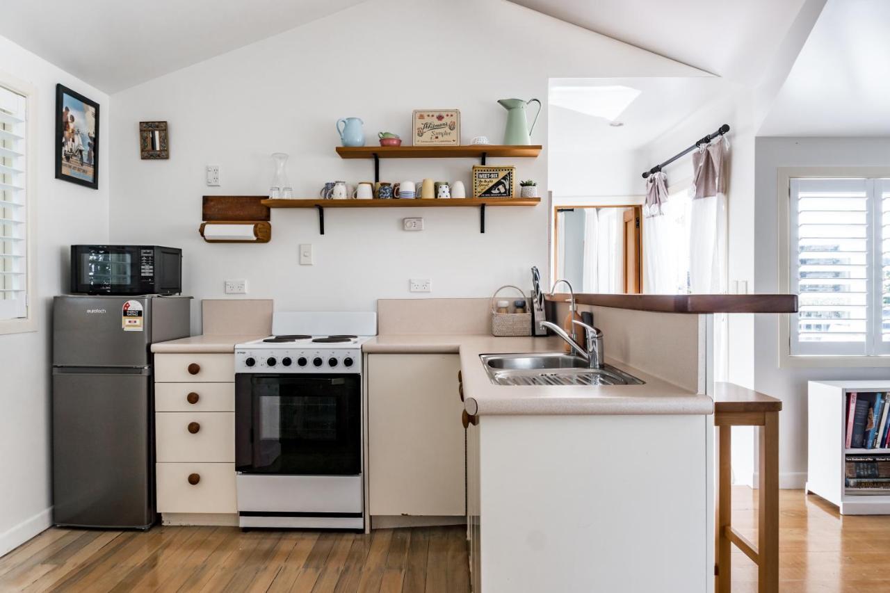 Kowhai Cottage & Studio Raglan Esterno foto